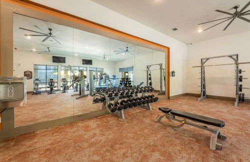 Luxe 3B/2B Getaway - Pool, Gym, Parking, Pet Wash - Foto 32