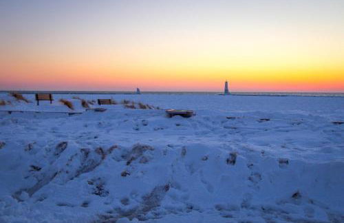 Fall Colors Getaway Walk to Downtown & Ferry - Foto 5