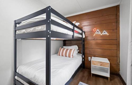 13min Summersville Lake | HotTub | FirePit | Quiet - Foto 43