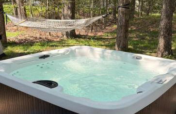 Hot tub - Game Loft & Arcade - 2 King Beds - Pet Friendly - Foto 14