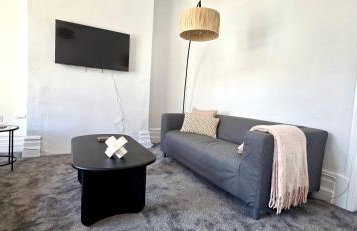 Claude Road Apartments by Switchback Stays - Photo 42