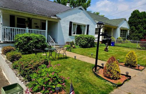 NEW " Fall Season " cozy 2 bed flat with open concept - Foto 5