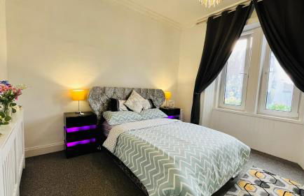 Spacious 3 Bedroom Entire Apartment Self Check in & Free Parking - Photo 61