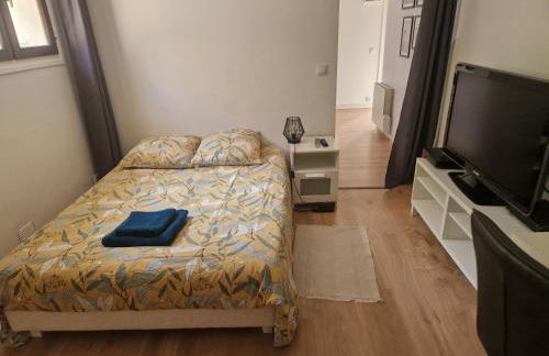 Studio à 5 min du RER B Le Guichet/ Plateau Saclay - Foto 2