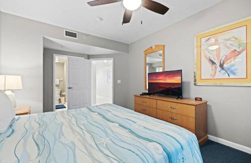 Seaside Splendor! 1BR Oasis with Private Oceanfront Balcony at Wyndham Oceanwalk - Foto 34