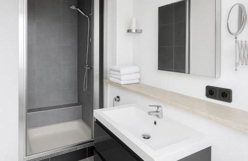 Ü Villa 2 Etagen 5 Schlafzimmer - Foto 7