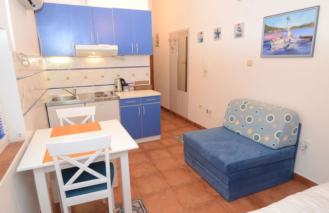 Maritimo Apartments - Photo 32