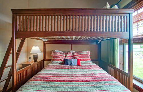 3 bedroom, 2 Full Baths, Slope Side Outdoor Hot Tubs on Site Ski Lift overlook - Foto 18