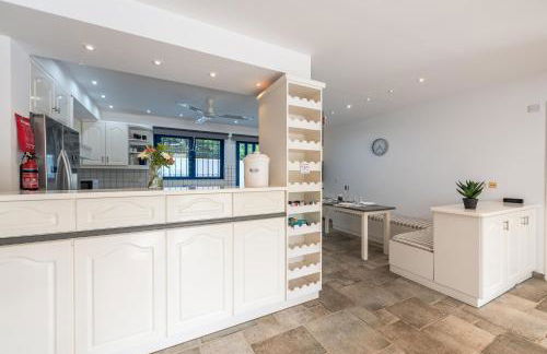 Summer Villa Pasiphae Private Pool - BBQ -Beach 2min - Foto 25