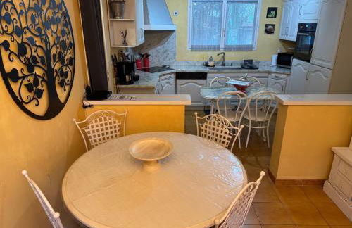 proche de Collioure maison au calme avec Spa - Foto 26