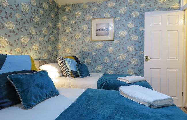 Tudors eSuites Four Bedroom House - Foto 2