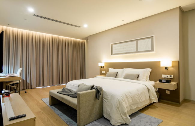 188 Suites by Namastay - Photo 13