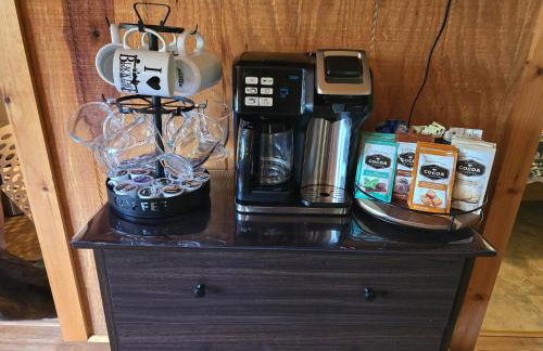 Spacious 5 Bedroom Cabin with Riverview & Black Lake Access - Foto 65