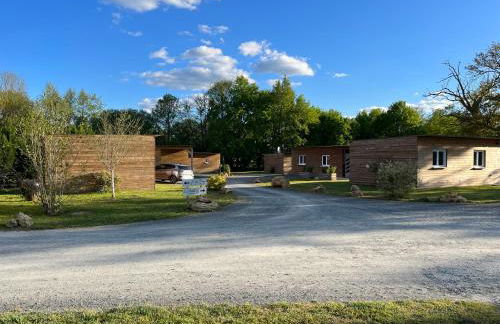 Les Chalets du Mancel : Chalet Lulu - Bouleries Jump - 24h du Mans - Foto 4