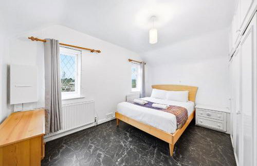 Sally's 4 Bed Home in St Albans - Foto 65