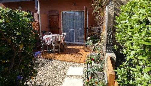 Pavillons 7 et 56 Narbonne Plage - Foto 1, Garden, Garden view