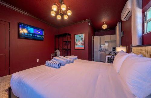 Monaco Vacation Rentals - Photo 25