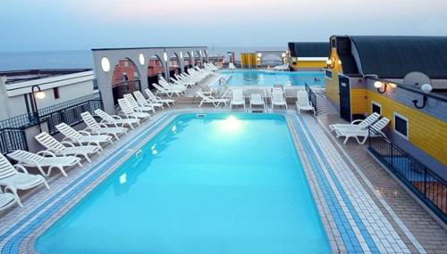 Cristoforo Colombo Holiday Complex in Caorle, Close to the Beach - Foto 1