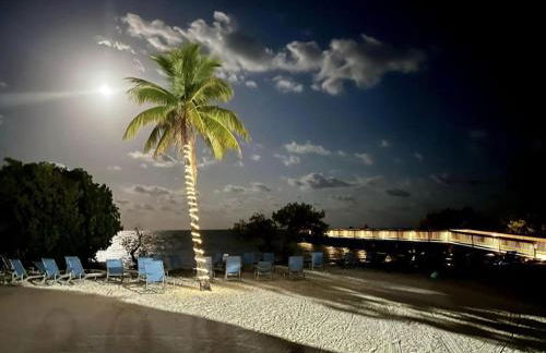 Villa Valbuena Ocean Pearl Key Largo Pool Restaurant Marina Pickleball - Foto 2