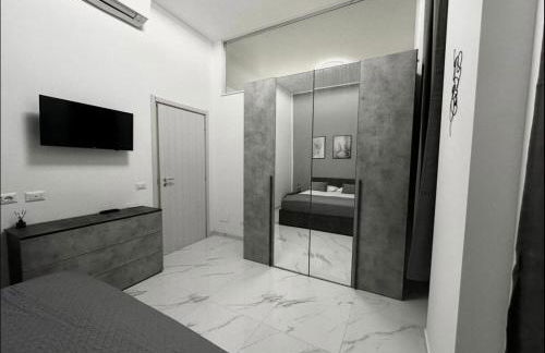 Elegant & Luxe a 200m da Stazione e Aereoporto di Ciampino - Foto 6