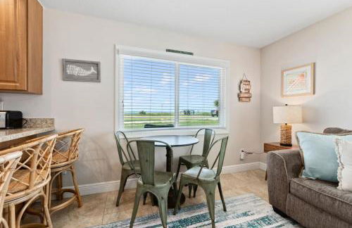 Steps to Flagler Beach! Cozy 1-BR Oceanfront Retreat Dog-Friendly - Photo 12