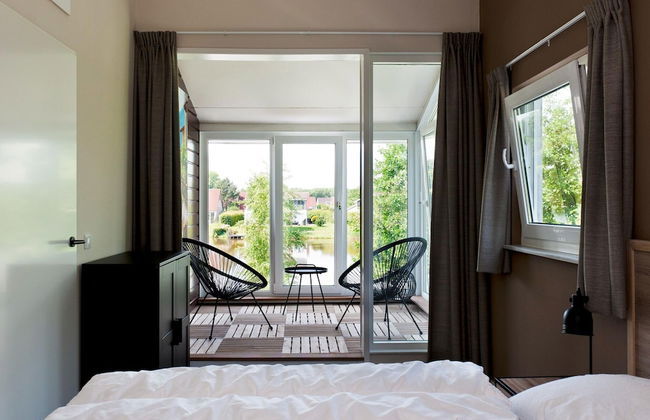 House With Sauna, Outdoor spa and Pedal Boat in Vlagtwedde - Photo 9