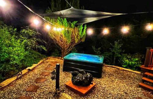 Tiny House, WIFI,Hot tub,Secluded - Foto 3