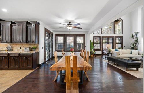 Olympus Luxury - Prime Location - HotTub, Theater and More - Foto 25