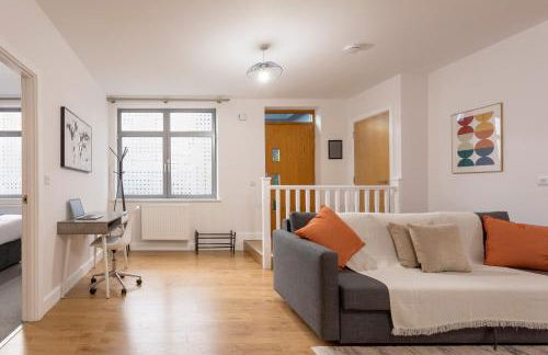 1 Bed Apartment - Redhill Central, Surrey, Gatwick #4 - Foto 3