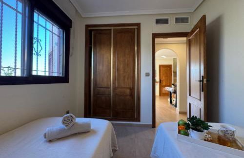 Maikran Premium Fantastic Family Villa with Pool - Foto 20