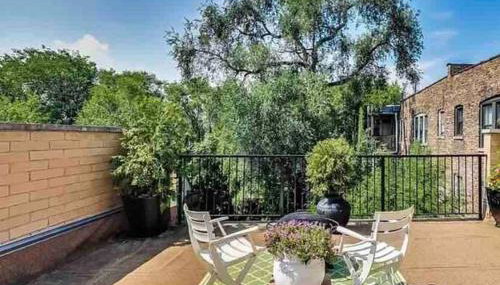 Lakefront Rooftop Parking - Foto 3