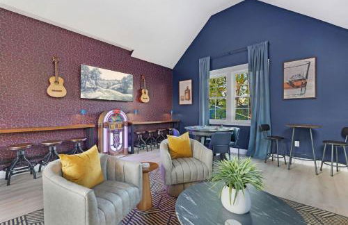 The Morrison - Karaoke Theater Backyard Oasis - Foto 22