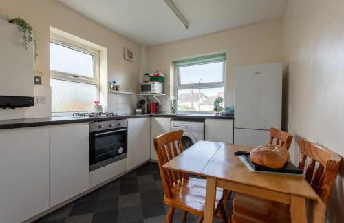 13 Victoria Road Apartment - Photo 7