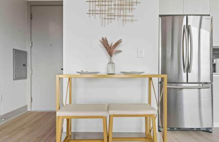 NEW! ChateauOasis PenthouseViews KingBed - Foto 9