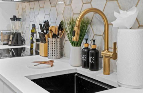 Moroccan-Inspired 1-BR Getaway near Reunion Tower - Foto 18