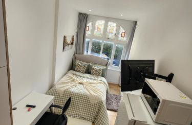 Deluxe Double Room with Private Bathroom and Garden - Foto 4