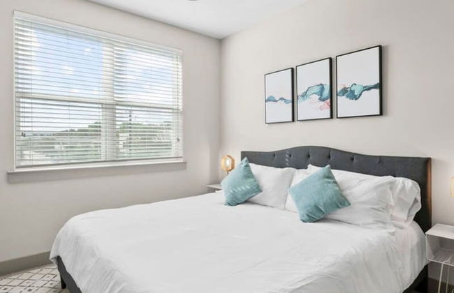 Cozy 1BR King Suite Close to Downtown w Fast Wifi - Foto 22