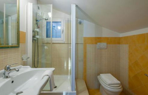 Gorgeous Home In Servigliano - Foto 38