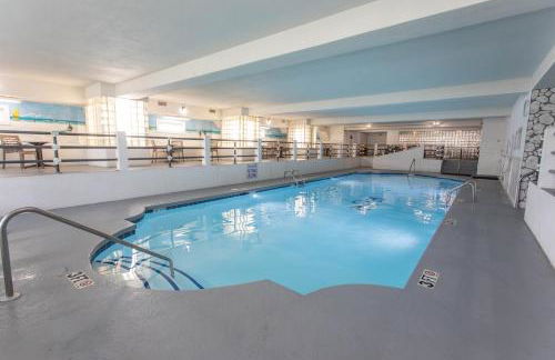 ROYAL GARDEN RESORT 401 condo - Photo 35