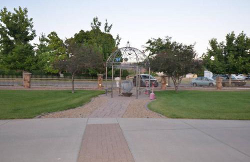 Tacit Shadow Resort Paradise Deluxe Suite, Gym, Coffee Bar, Hot-Tub, Free Laundry, Food Available - Foto 50