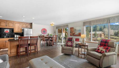 Golf Course View Condo Walk to Town & Pools - Foto 4