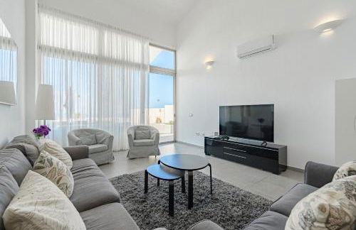 Villa Caterina, Luxury Villa with Heated Pool Ocean View in Adeje, Tenerife - Foto 11