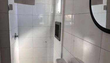 Charmoso apê, perto da faculdade e da gastronomia - Foto 4