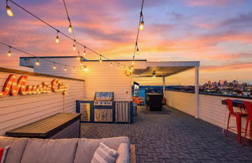 New NashVegas Downtown Rooftop City Views 13Beds - Foto 3