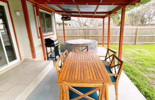 Luxury 4BR Oasis with Pool, Hot Tub & Game Room! - Foto 24