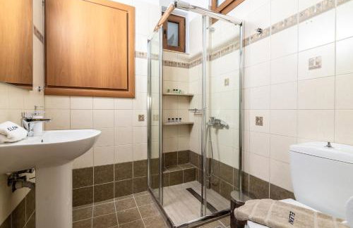 Eleni Luxury Maisonette with Jacuzzi - Foto 10