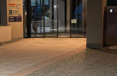 Business & Relax Skyline-View Wlan - Foto 10