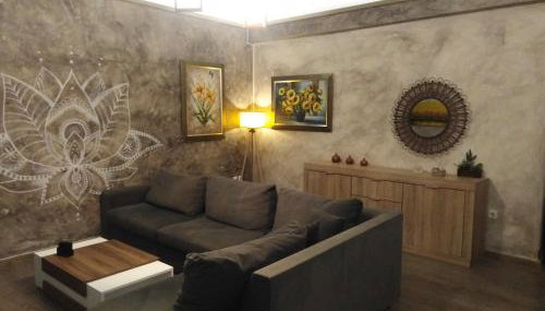 Dimitra - Photo 1