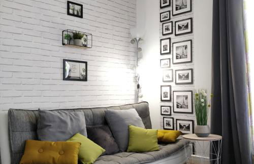 Le Parisien T1Antony-Berny by Beds4Wanderlust - 35m2 avec Balcon - Aéroport Orly 5miles - Train Station RER B ORLYVAL 1mile - Foto 15