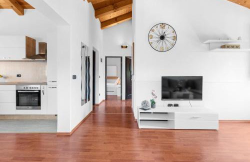 The Village - Foto 1